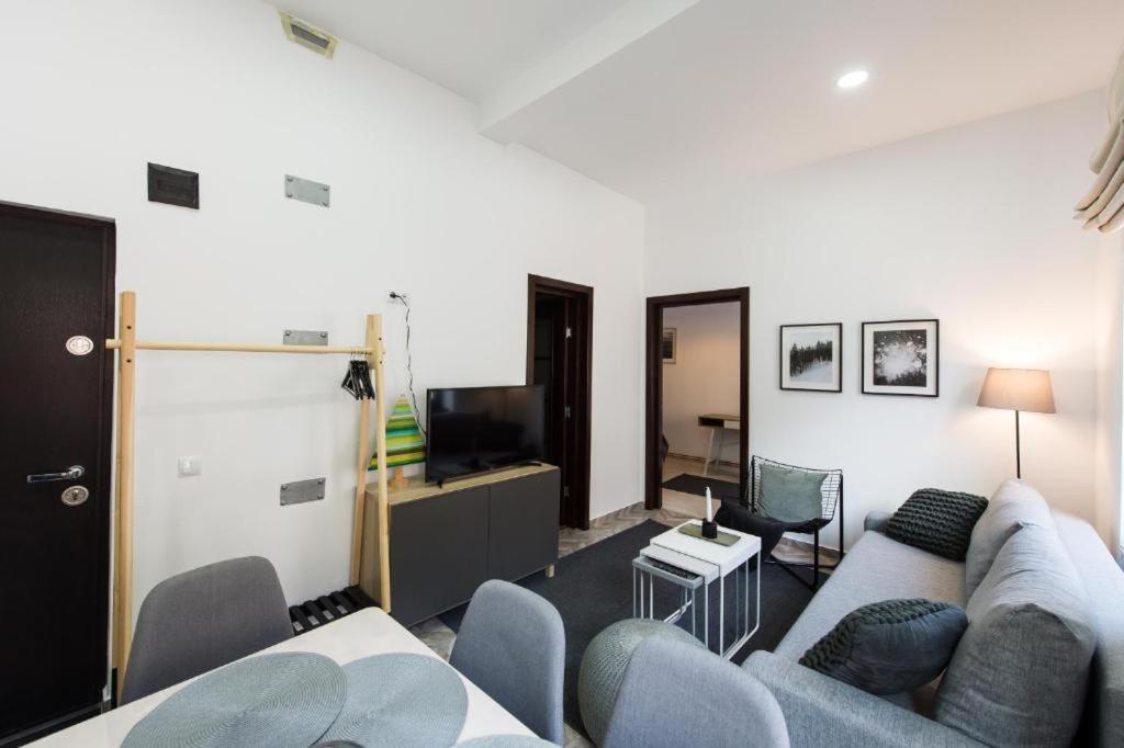 Apartment Habitat - The Old Center Flat
