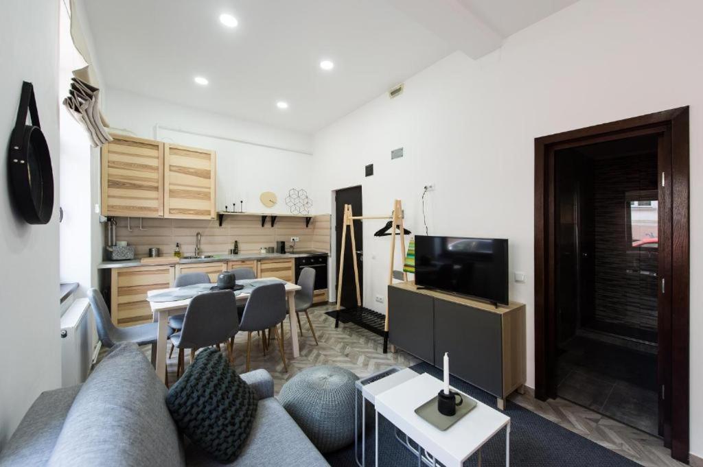 Apartment Habitat - The Old Center Flat Brasov
